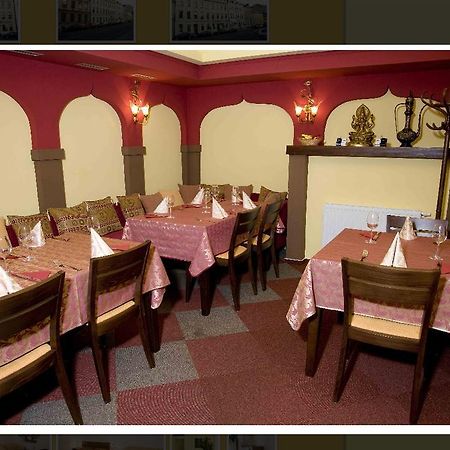 Hotel Satyam Brno Ngoại thất bức ảnh