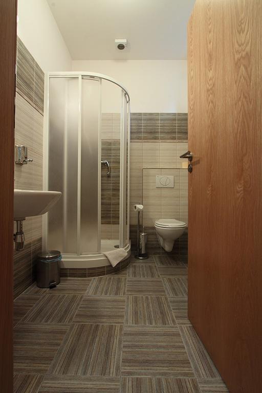 Hotel Satyam Brno Ngoại thất bức ảnh