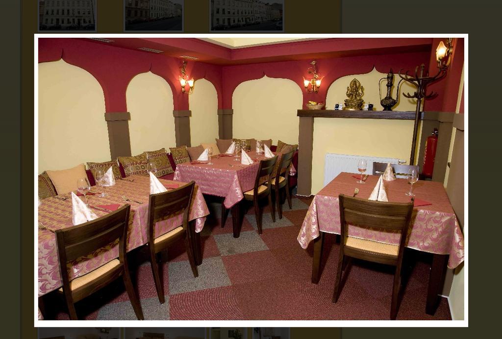 Hotel Satyam Brno Ngoại thất bức ảnh
